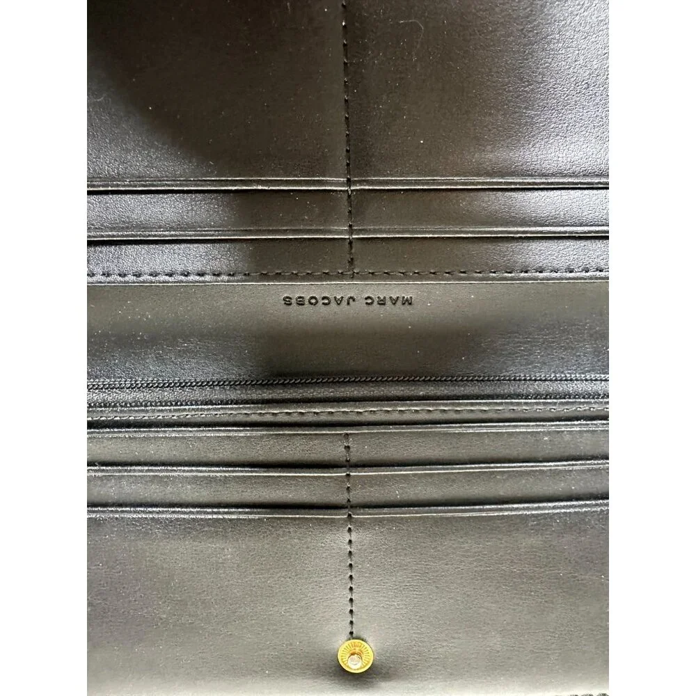 Marc Jacobs Wallet - Picture 4 of 6